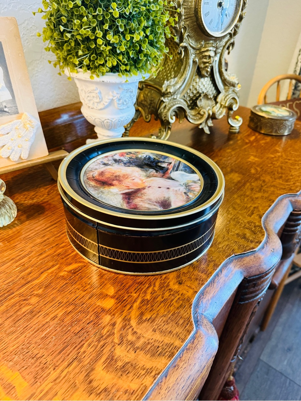 Mystery Vintage Bundle-Renoir Tin-Filled with Vintage Home Decor Items 1800-1970 - Picture 12 of 16